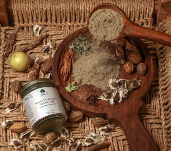 Best Herbal Tooth Powder - Chemmala moringa. Buy Chemmala Moringa Tooth Powder Online